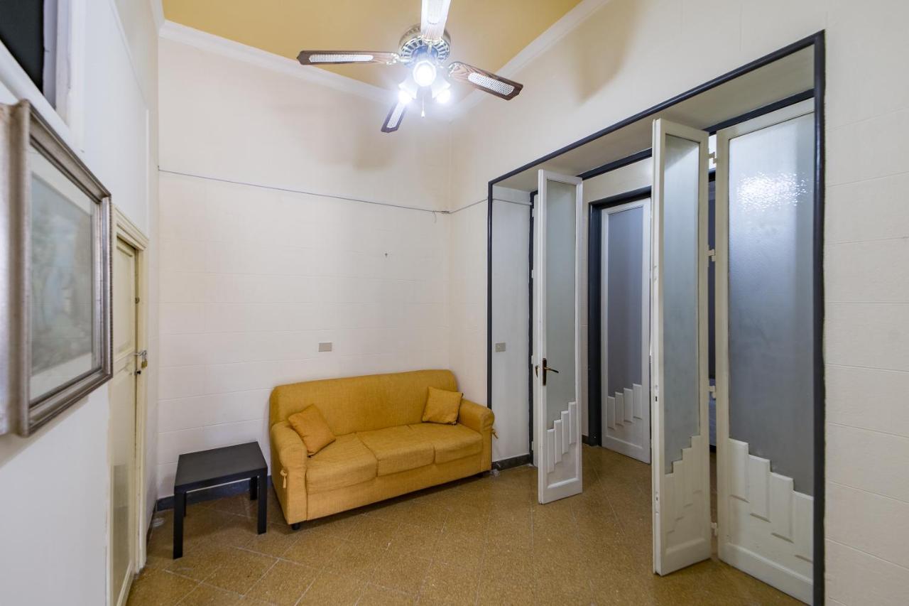 Giachi Friendly Rooms Alla Stazione Palermo Exterior foto